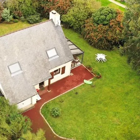 Ferienhaus Charmante Maison Familiale Pres Des Plages Et Du Gr 34 Pour 8 A 10 Personnes Location Uniquement A Partir De 4 Nuitees *