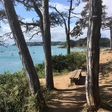 Charmante Maison Familiale Pres Des Plages Et Du Gr 34 Pour 8 A 10 Personnes Location Uniquement A Partir De 4 Nuitees Ferienhaus *