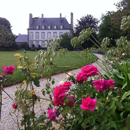 Charmante Maison Familiale Pres Des Plages Et Du Gr 34 Pour 8 A 10 Personnes Location Uniquement A Partir De 4 Nuitees *