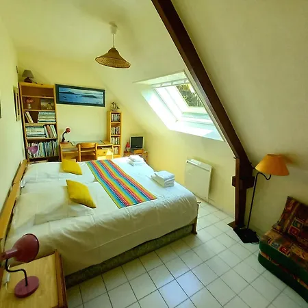 Charmante Maison Familiale Pres Des Plages Et Du Gr 34 Pour 8 A 10 Personnes Location Uniquement A Partir De 4 Nuitees Ferienhaus Cancale